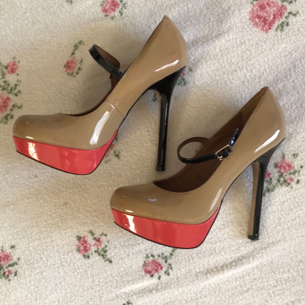 Steve Madden bellahh size 8.5 heel